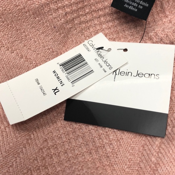 Calvin Klein Womens Chunky Cable Sweater NWT - Picture 2 of 6